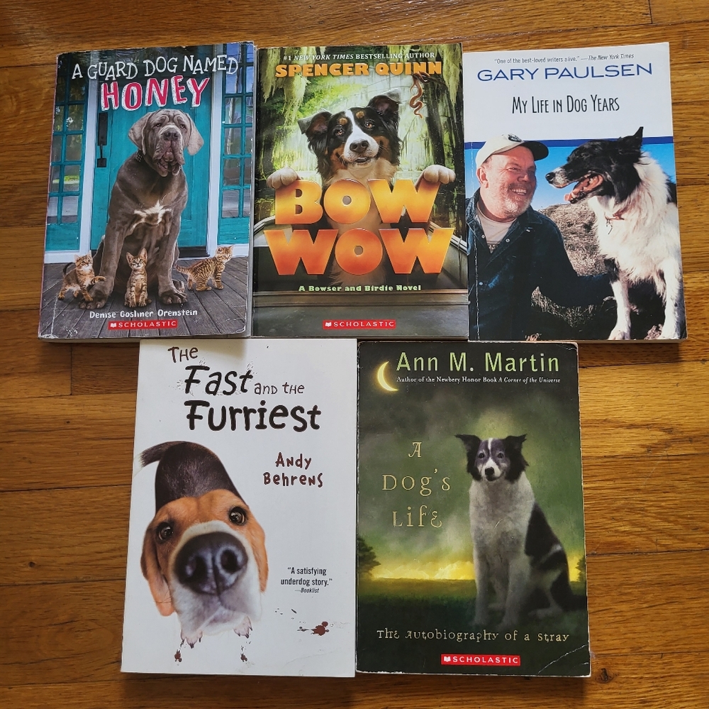 Bundle of 5 Dog Theme‎ Dog Lover Reading Scholastic Paperback Books
